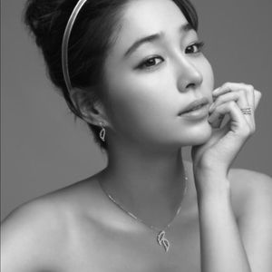 Stone Henge “swan wings” collection necklace 14K